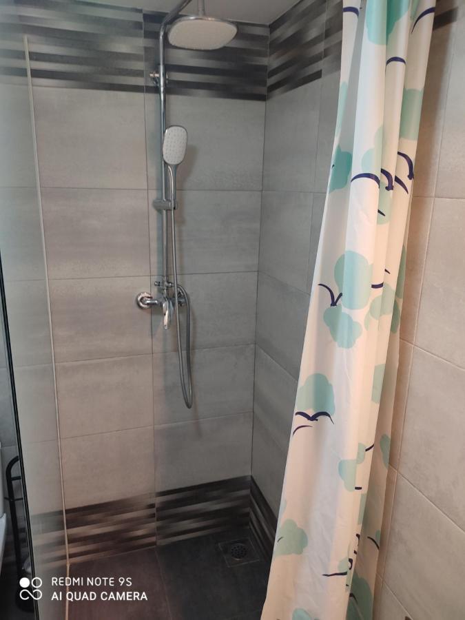 Fina M Studio Apartman Kali Kültér fotó